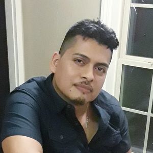 Meet your Posher, Carlos